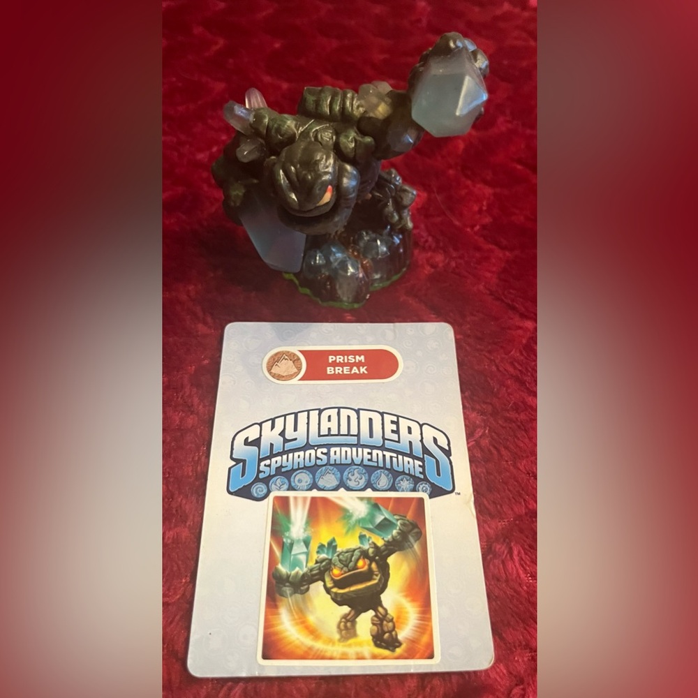 Prism Break Game Figure Activision 2011 w/ Code Sticker & Card